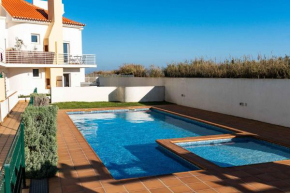 Apartments Baleal: Sunshine by the Pool